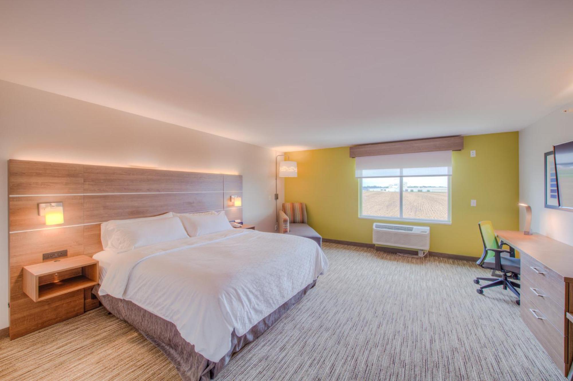 Holiday Inn Express & Suites - Remington By Ihg Zewnętrze zdjęcie