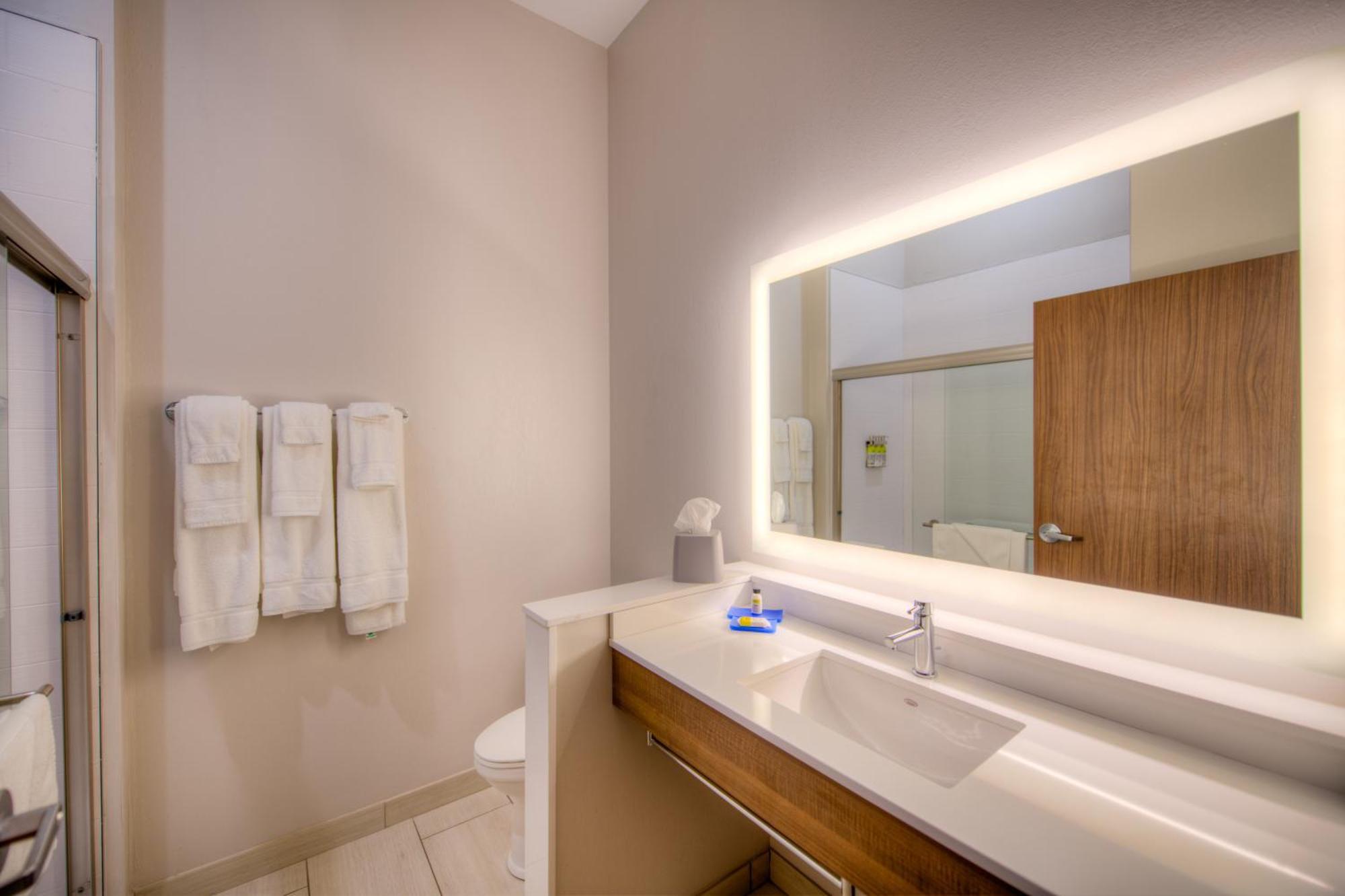 Holiday Inn Express & Suites - Remington By Ihg Zewnętrze zdjęcie